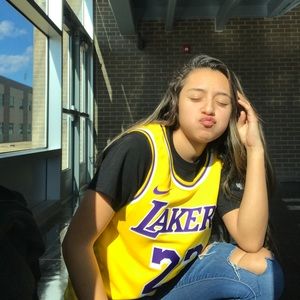 Meet your Posher, Madison